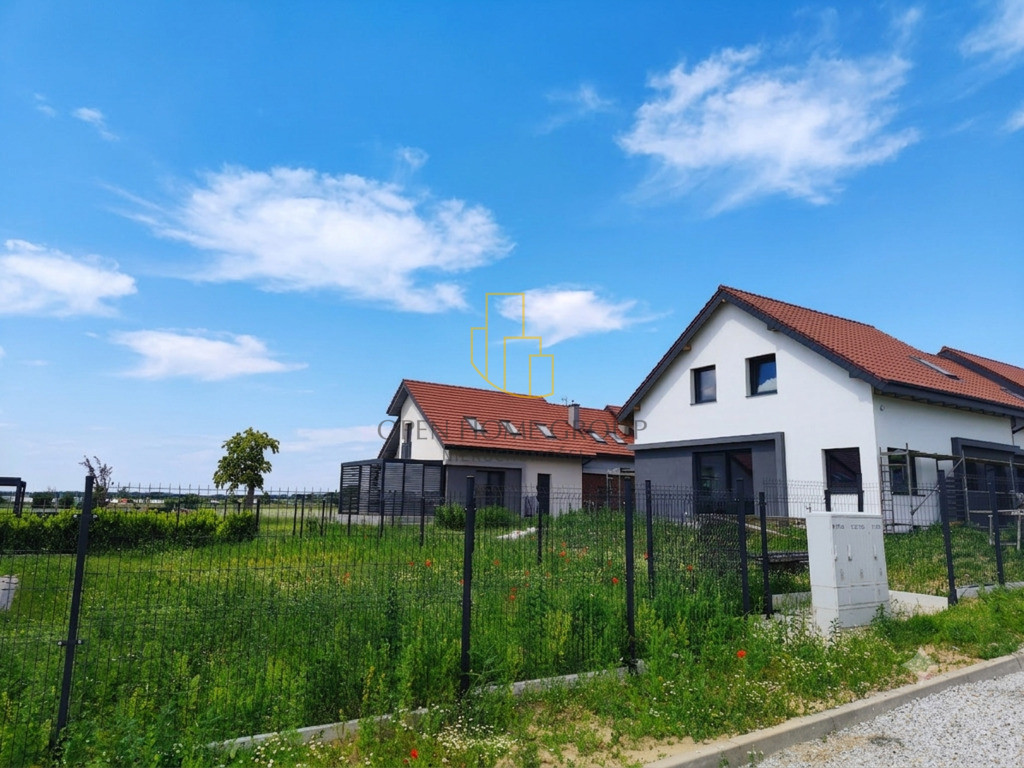Dom Sprzedaż Wisznia Mała 8