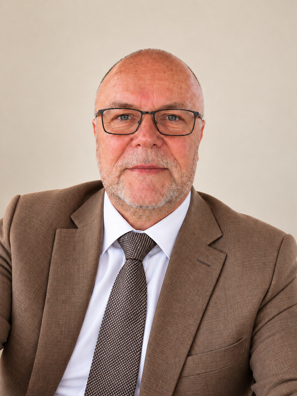 Edward Pustowar (Biuro główne)